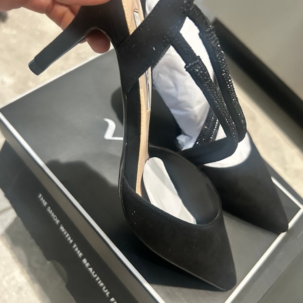 Nina size 8 women’s kitten heel - black glam suede |retails $90 - Picture 2 of 8